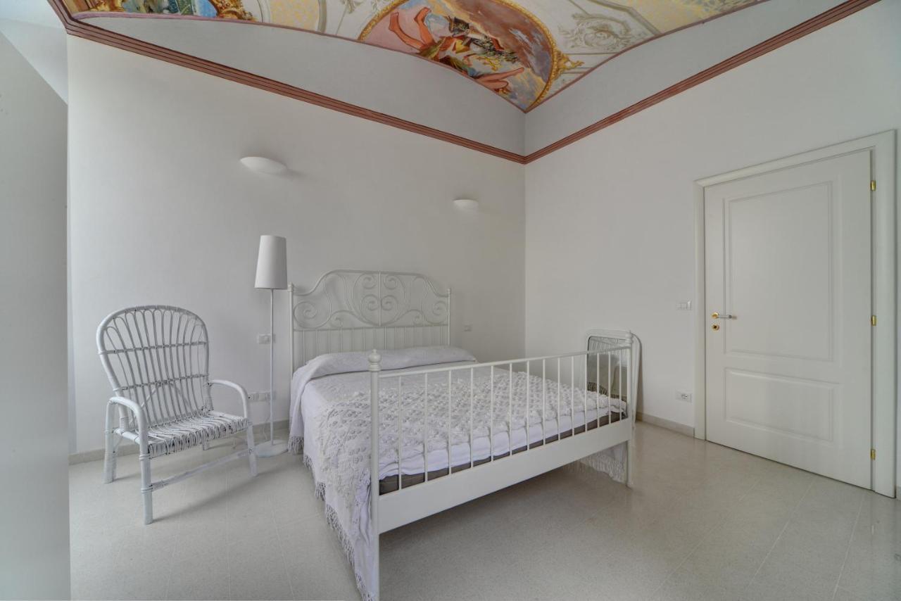 Casa Del Cardinale Apartment Santo Stefano al Mare Bagian luar foto