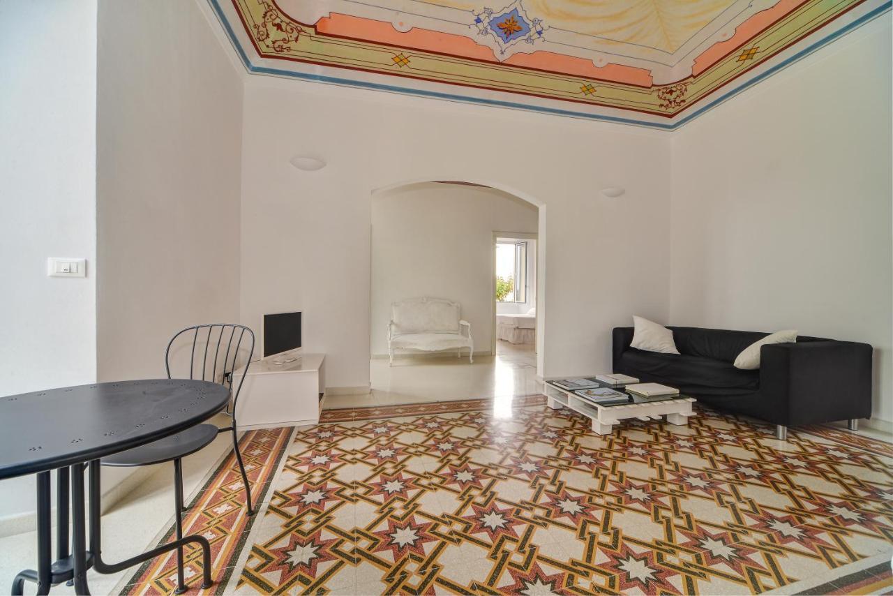 Casa Del Cardinale Apartment Santo Stefano al Mare Bagian luar foto